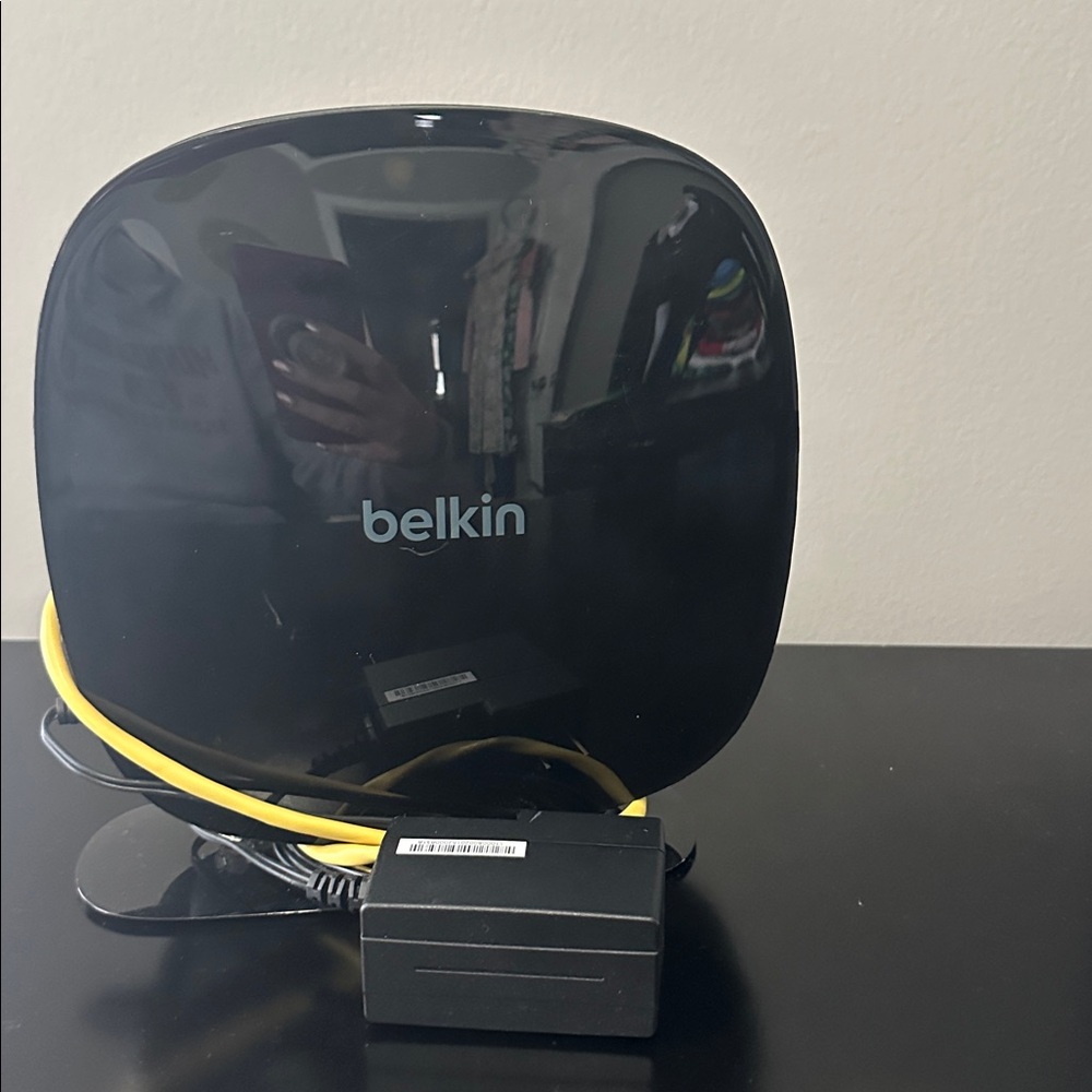 Belkin Wi-Fi Dual Band Router - Picture 2 of 4